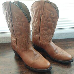 Laredo Brown Tan Leather Boots 9.5 for wide calf